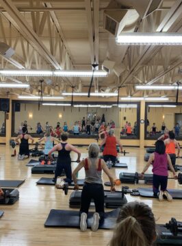 If you are searching for “gym near me” or “best gyms near me” with group classes, free fitness training, cardio machines, and personal trainer options, then Bellingham Fitness is the place for you!